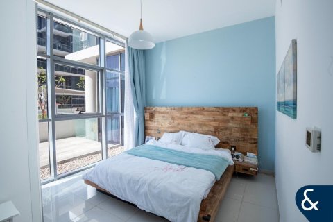 Apartamento en GOLF VISTA HEIGHTS en Jebel Ali, Dubai, 2 dormitorios, 178 m², № 79238 - foto 8