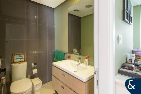 Apartamento en GOLF VISTA HEIGHTS en Jebel Ali, Dubai, 2 dormitorios, 178 m², № 79238 - foto 7