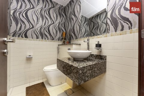 Apartamento en Dubai, 1 dormitorio, 108.7 m², № 93637 - foto 12