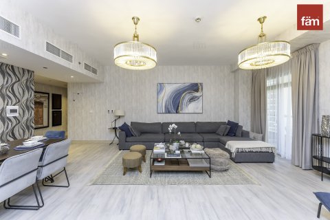 Apartamento en Dubai, 1 dormitorio, 108.7 m², № 93637 - foto 1