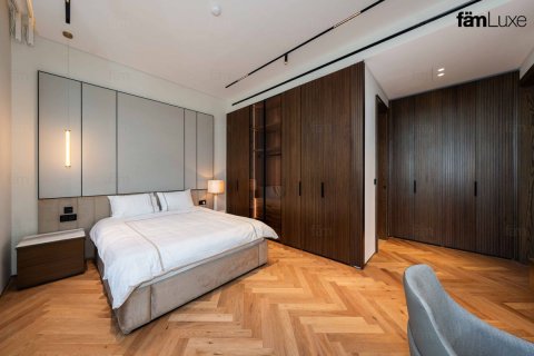 Villa in Dubai 5 bedrooms, 690.4 sq.m. № 93628 - photo 10