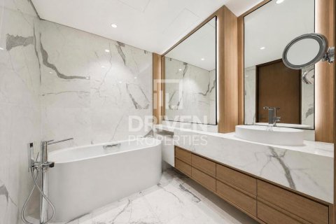 Apartment in Zabeel, Dubai 2 bedrooms, 238.85 sq.m. № 136966 - photo 24
