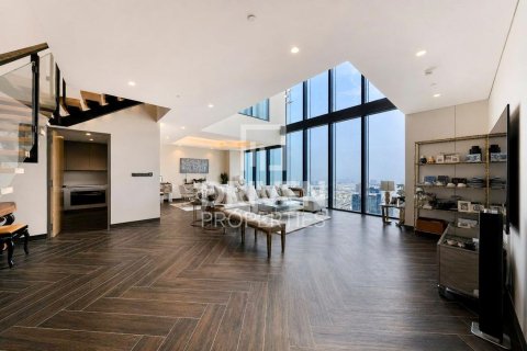 Apartment in Zabeel, Dubai 2 bedrooms, 238.85 sq.m. № 136966 - photo 3