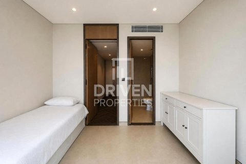 Apartment in Zabeel, Dubai 2 bedrooms, 238.85 sq.m. № 136966 - photo 15