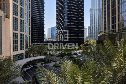 Apartamento en Standpoint Towers, Downtown Dubai (Downtown Burj Dubai), Dubai, 2 dormitorios, 112.23 m², № 134398 - foto 2
