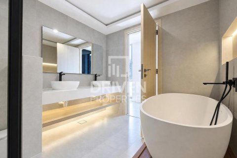 Apartamento en Standpoint Towers, Downtown Dubai (Downtown Burj Dubai), Dubai, 2 dormitorios, 112.23 m², № 134398 - foto 7