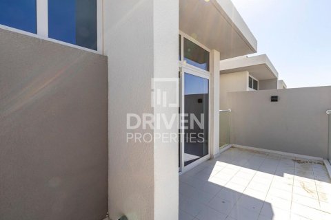 Maison de ville à Dubai, 3 chambres, 112.23 m², № 134397 - photo 2