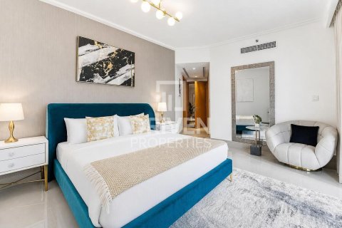 Apartment in Downtown Dubai (Downtown Burj Dubai), Dubai 2 bedrooms, 159.51 sq.m. № 138859 - photo 10