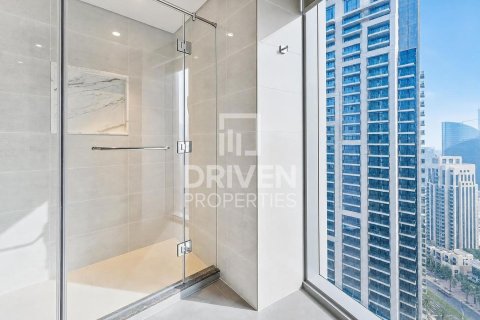 Apartment in Downtown Dubai (Downtown Burj Dubai), Dubai 2 bedrooms, 159.51 sq.m. № 138859 - photo 21