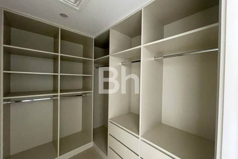 Townhouse in Dubai Hills Estate, Dubai 3 bedrooms, 203 sq.m. № 57873 - photo 16