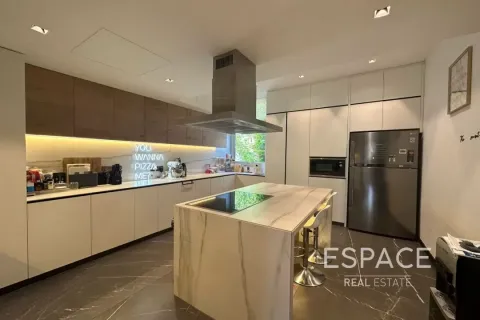 تاون هاوس في مُدُنْ, دبي 4 غرف نوم, 305 م² رقم 61910 - صورة 3