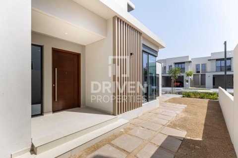 Townhouse in Jebel Ali, Dubai 4 bedrooms, 339.56 sq.m. № 129492 - photo 22