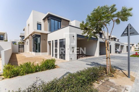 Townhouse in Jebel Ali, Dubai 4 bedrooms, 339.56 sq.m. № 129492 - photo 28
