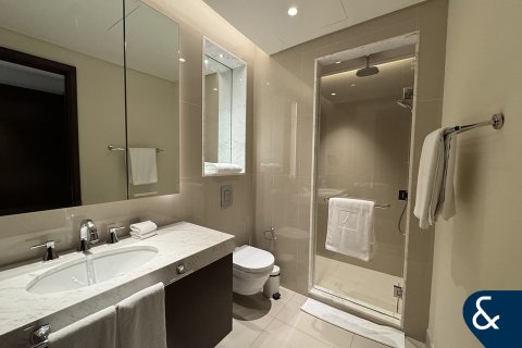 Apartment in Downtown Dubai (Downtown Burj Dubai), Dubai 2 bedrooms, 126 sq.m. № 76317 - photo 17