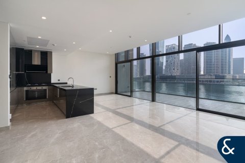 Apartment in Business Bay, Dubai 3 bedrooms, 209 sq.m. № 76314 - photo 2