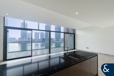Apartment in Business Bay, Dubai 3 bedrooms, 209 sq.m. № 76314 - photo 4