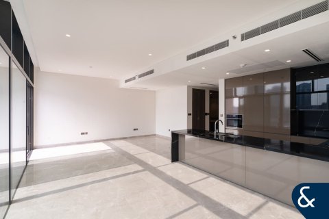 Apartment in Business Bay, Dubai 3 bedrooms, 209 sq.m. № 76314 - photo 12