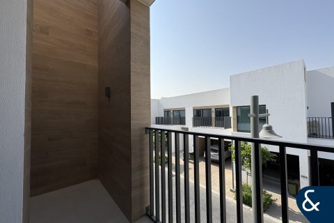 Villa in Bliss, Arabian Ranches 3, Dubai 4 bedrooms, 298 sq.m. № 76319 - photo 14