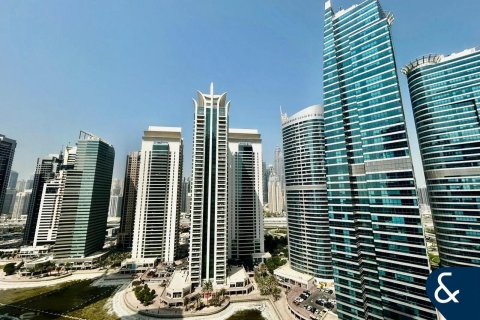 Apartment in Jumeirah Lake Towers, Dubai 2 bedrooms, 139 sq.m. № 76318 - photo 19