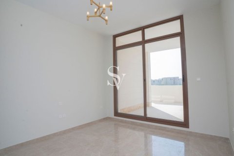 Apartment in Al Furjan, Dubai 2 bedrooms, 160 sq.m. № 111078 - photo 17