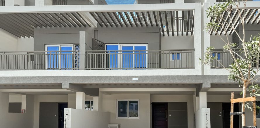 Maison de ville à Dubai, 4 chambres, 112.2 m², № 91720