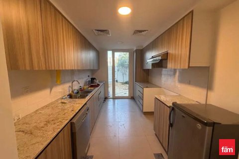 Купить таунхаус в Дубае: 3 спальни, 187.2м², № 91719 - фото 5