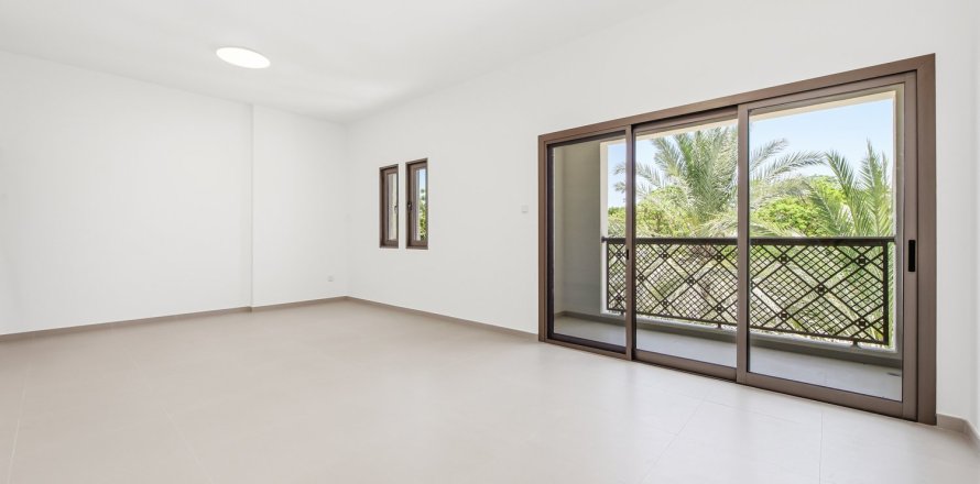 Appartement à The Gardens, Dubai, 3 chambres, 134 m², № 133981