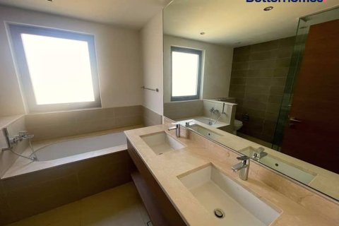 Снять в аренду виллу в Дубай Хилс Эстейт, Дубай: 3 спальни, 454м², № 57822 - фото 17