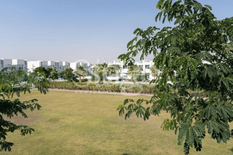 Maison de ville à Dubai, 4 chambres, 112 m², № 56240 - photo 3