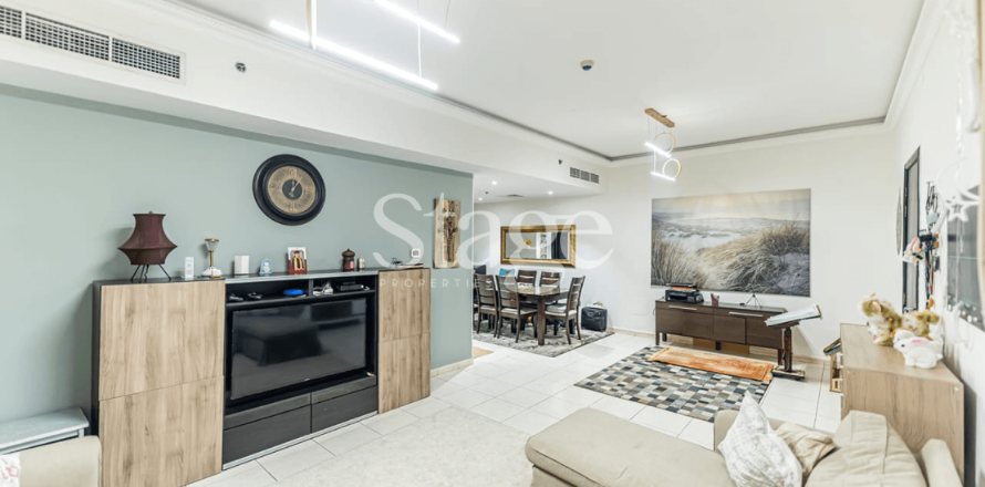 Apartment in Diamond Views, Jumeirah Village Circle, Dubai 3 bedrooms, 262 sq.m. № 56237