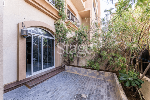 Apartment in Diamond Views, Jumeirah Village Circle, Dubai 3 bedrooms, 262 sq.m. № 56237 - photo 6