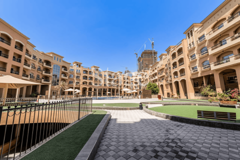 Apartment in Diamond Views, Jumeirah Village Circle, Dubai 3 bedrooms, 262 sq.m. № 56237 - photo 4
