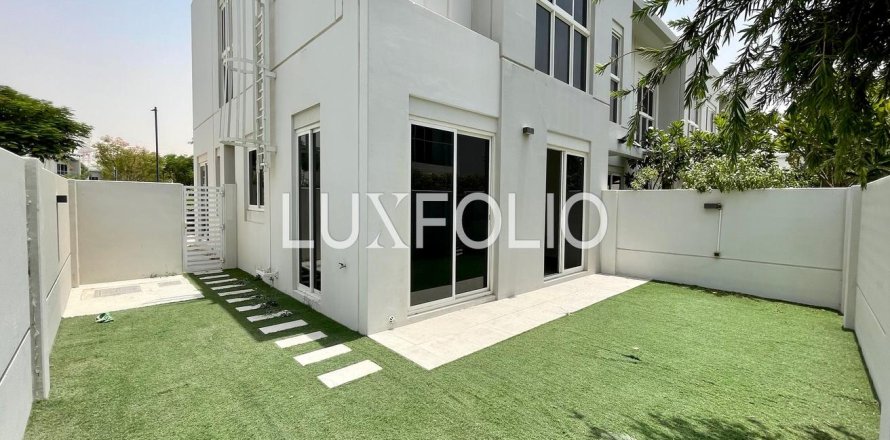 Adosado en Arabella Townhouses, Mudon, Dubai, 4 dormitorios, 235 m², № 46390