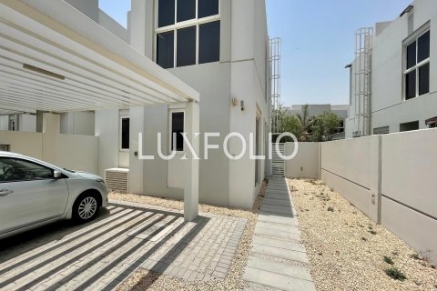 Adosado en Arabella Townhouses, Mudon, Dubai, 4 dormitorios, 235 m², № 46390 - foto 5