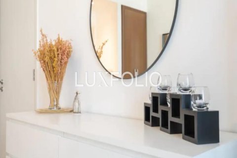 Apartment in BLVD Crescent, Downtown Dubai (Downtown Burj Dubai), Dubai 1 bedroom, 84 sq.m. № 46379 - photo 9