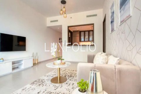 Apartment in BLVD Crescent, Downtown Dubai (Downtown Burj Dubai), Dubai 1 bedroom, 84 sq.m. № 46379 - photo 2