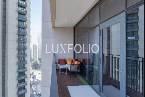 Apartment in BLVD Crescent, Downtown Dubai (Downtown Burj Dubai), Dubai 1 bedroom, 84 sq.m. № 46379 - photo 11