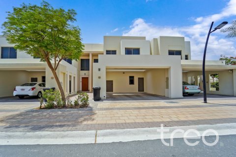 Villa in Hayat Townhouses, Town Square, Dubai 3 bedrooms, 220.27 sq.m. № 134513
