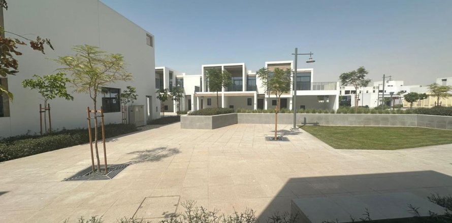 Adosado en Arabian Ranches 3, Dubai, 3 dormitorios, 207.92 m², № 134514