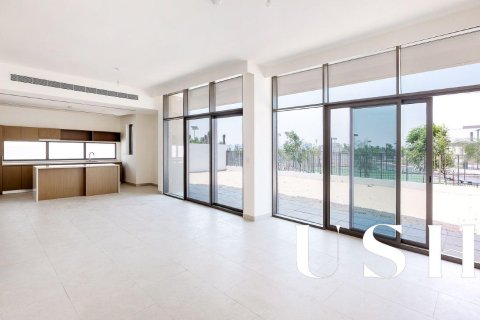 Villa in Al Furjan, Dubai 4 bedrooms, 575 sq.m. № 46747 - photo 26