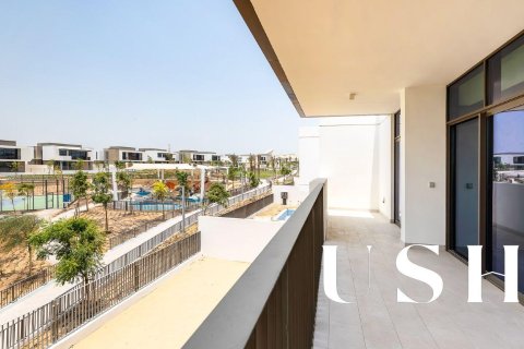 Villa in Al Furjan, Dubai 4 bedrooms, 575 sq.m. № 46747 - photo 16
