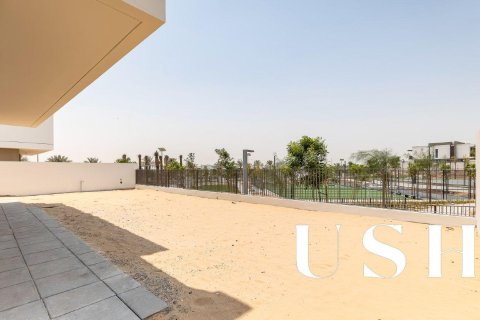 Villa in Al Furjan, Dubai 4 bedrooms, 575 sq.m. № 46747 - photo 24