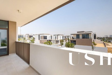 Villa in Al Furjan, Dubai 4 bedrooms, 575 sq.m. № 46747 - photo 22