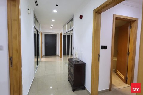 Снять в аренду квартиру в Дубай Марине, Дубай: 2 спальни, 135.4м², № 41261 - фото 16