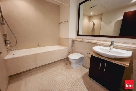 Снять в аренду квартиру в Дубай Марине, Дубай: 2 спальни, 130.5м², № 96327 - фото 11