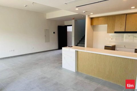 Adosado en Dubai, 4 dormitorios, 231.2 m², № 77720 - foto 19