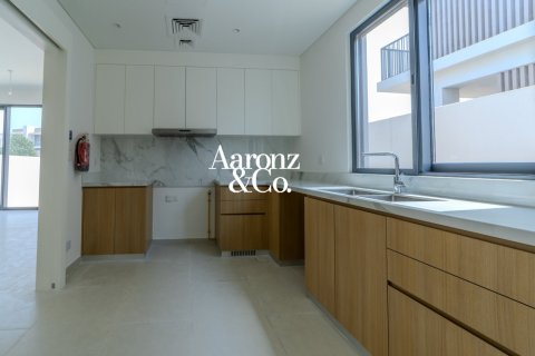 Maison de ville à Al Furjan, Dubai, 4 chambres, 349 m², № 137594 - photo 2