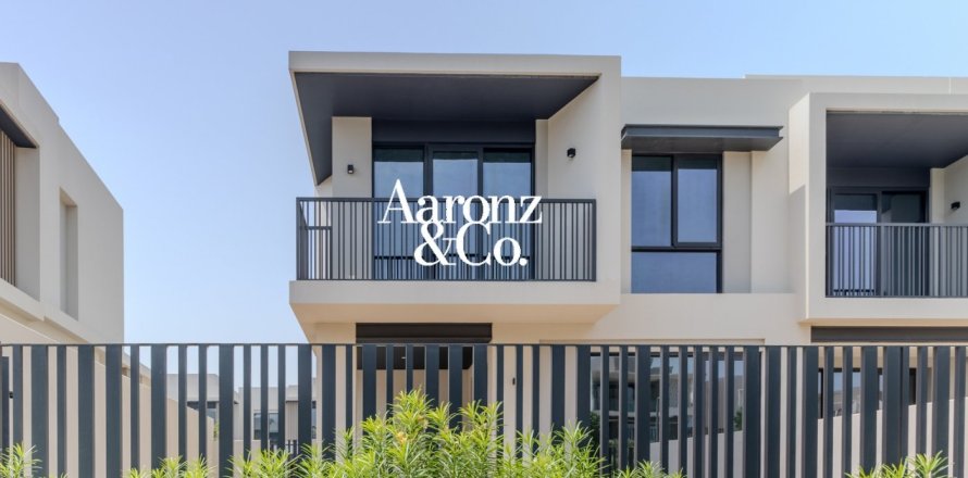 Maison de ville à Al Furjan, Dubai, 4 chambres, 349 m², № 137594