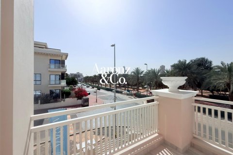 Maison de ville à Jumeirah Village Circle, Dubai, 4 chambres, 294 m², № 137595 - photo 15