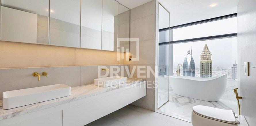 Apartment in DIFC, Dubai 3 bedrooms, 291 sq.m. № 65289